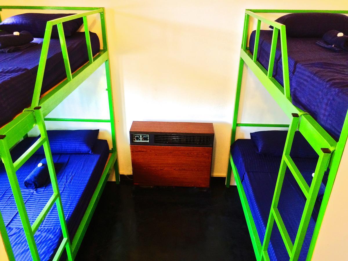 Explore Hostels Negombo Kochchikade Eksteriør billede