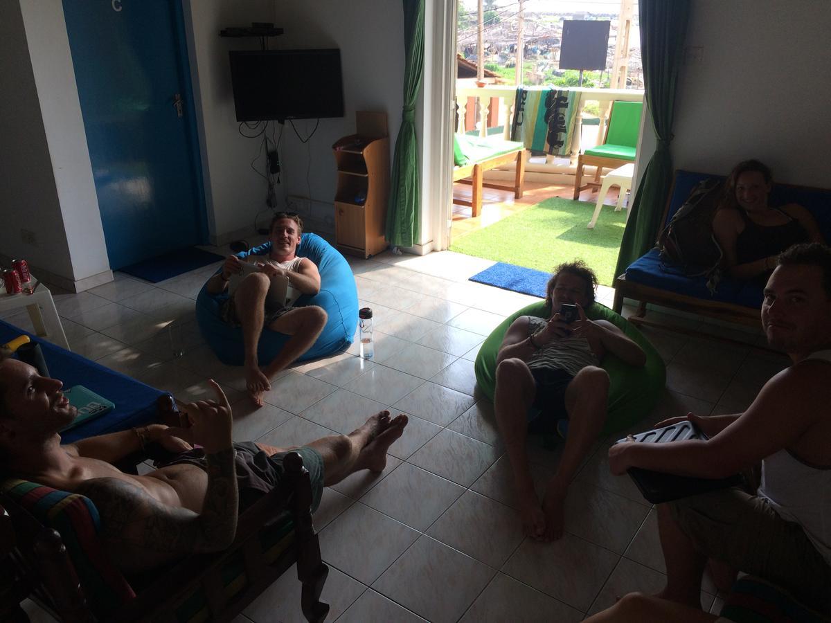 Explore Hostels Negombo Kochchikade Eksteriør billede