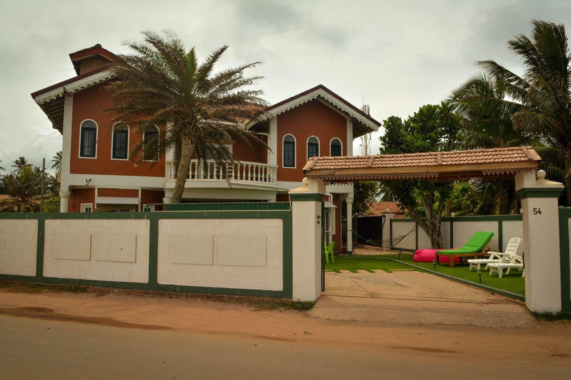 Explore Hostels Negombo Kochchikade Eksteriør billede